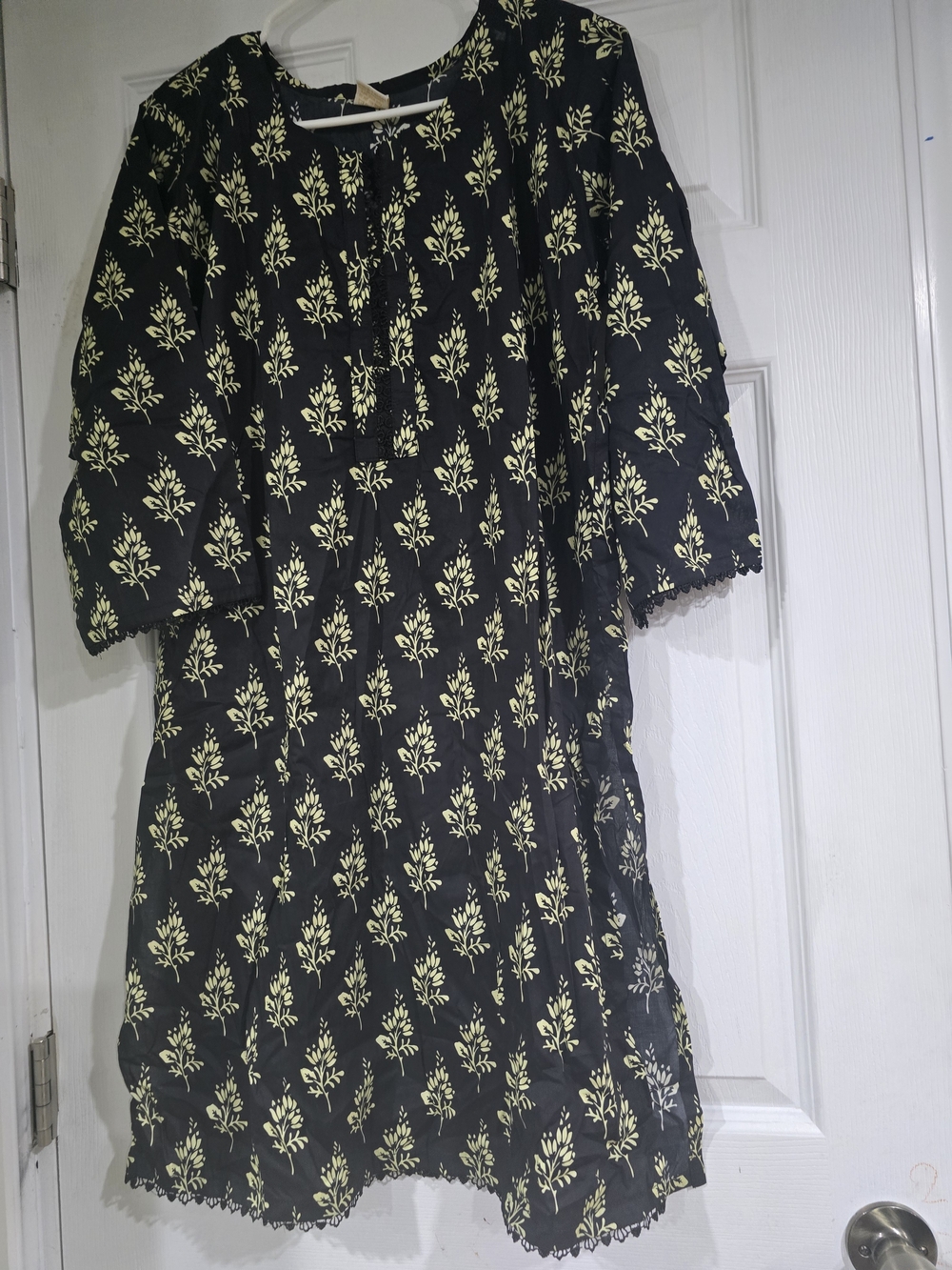 Black & Pale Yellow Floral  Long Women's Indian /pakistani  Shirt With Trouser